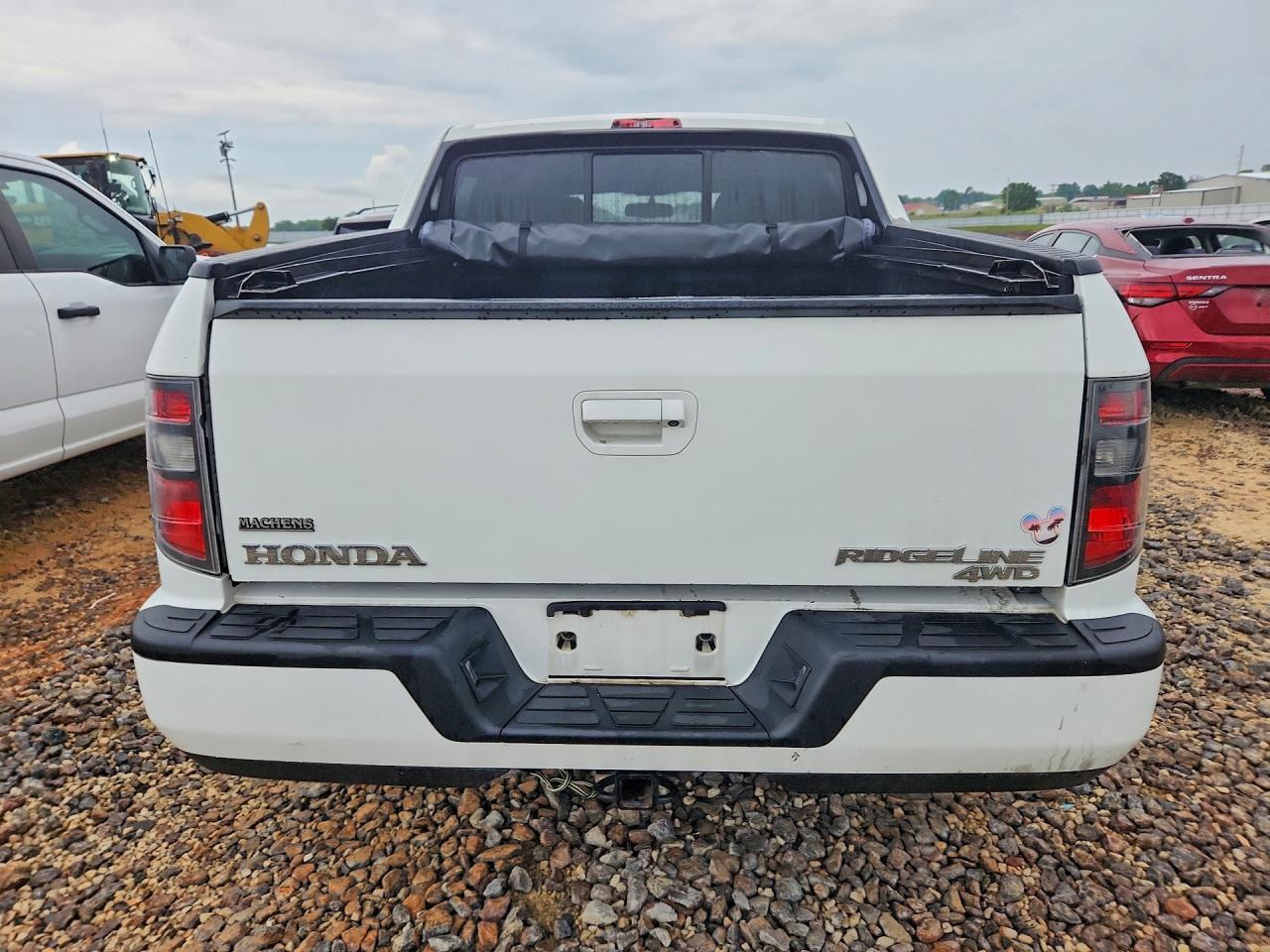 2014 Honda Ridgeline Sport