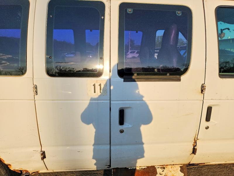 2010 Ford Econoline E350 Super Duty Wagon