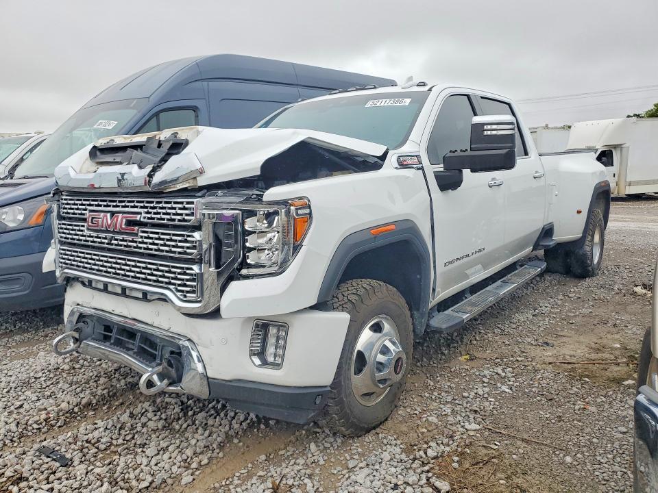 2020 GMC Sierra K3500 Denali