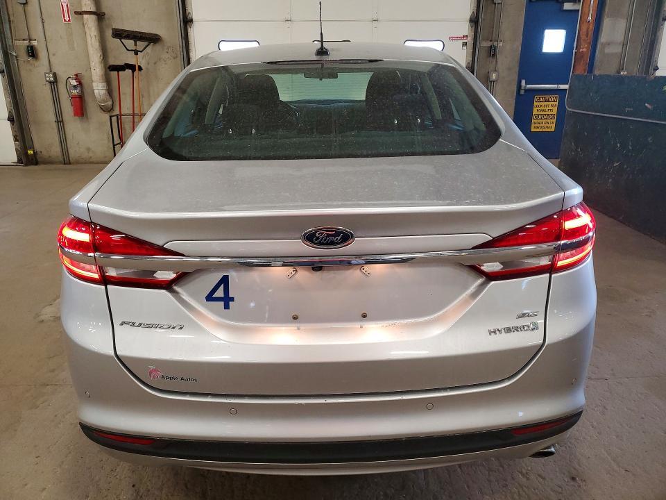 2018 Ford Fusion se Hybrid