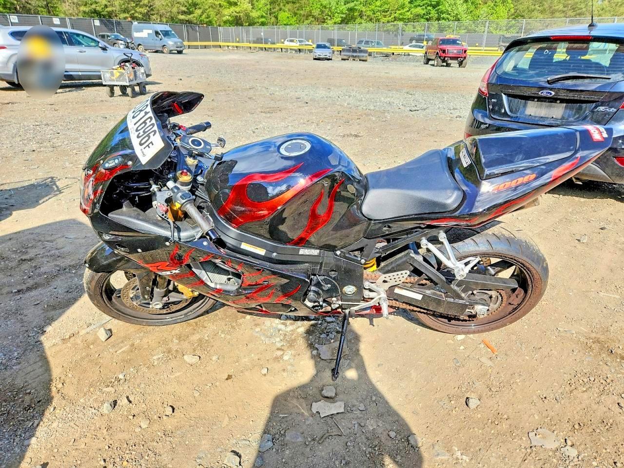 2004 Suzuki GSX-R1000