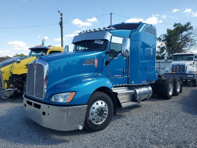 2013 Kenworth T660 Semi Truck