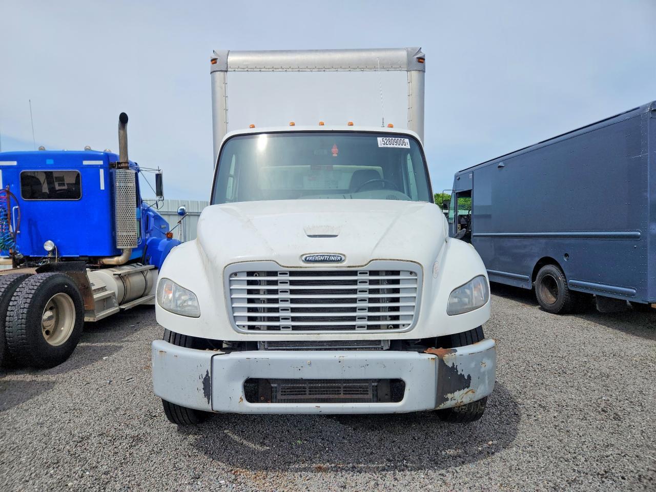 2018 Freightliner Business Class M2 BOX Truck