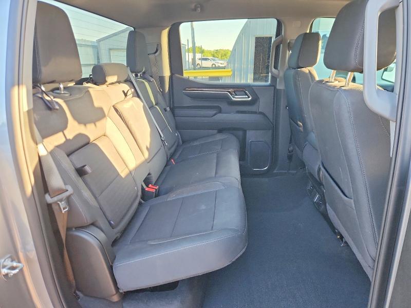 2024 GMC Sierra K1500 Elevation