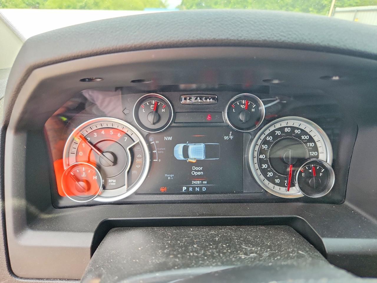 2023 Dodge RAM 1500 Classic Tradesman