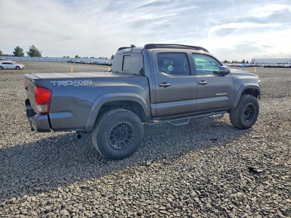 2017 Toyota Tacoma TRD Sport