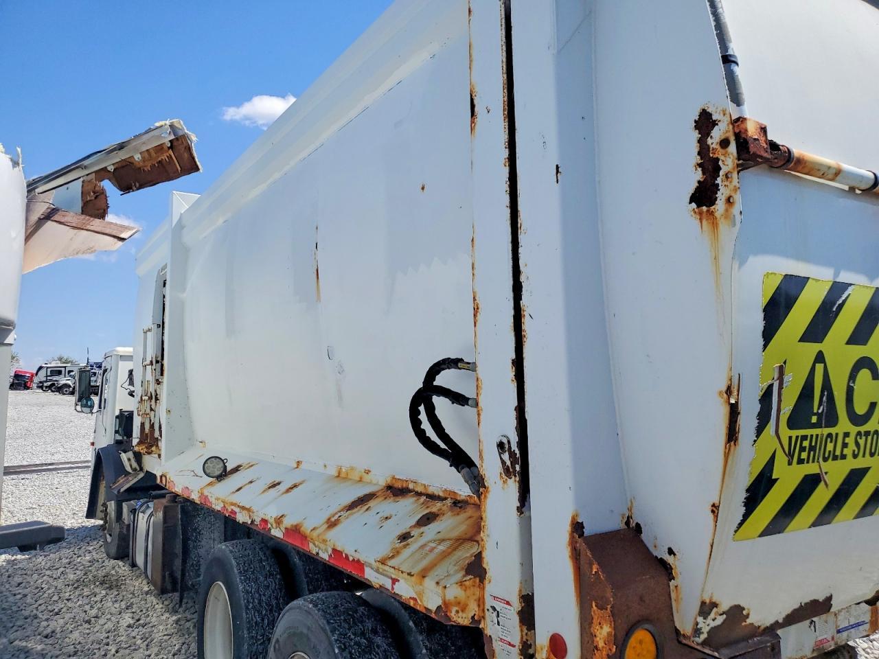 2016 Mack LEU600 Refuse Truck