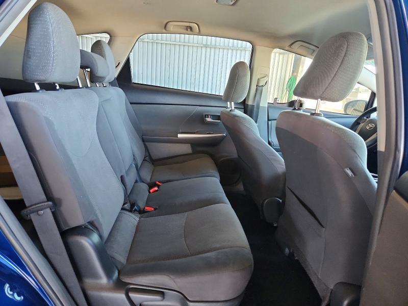 2014 Toyota Prius v Three