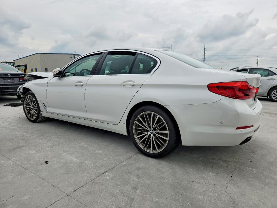 2020 BMW 540 i