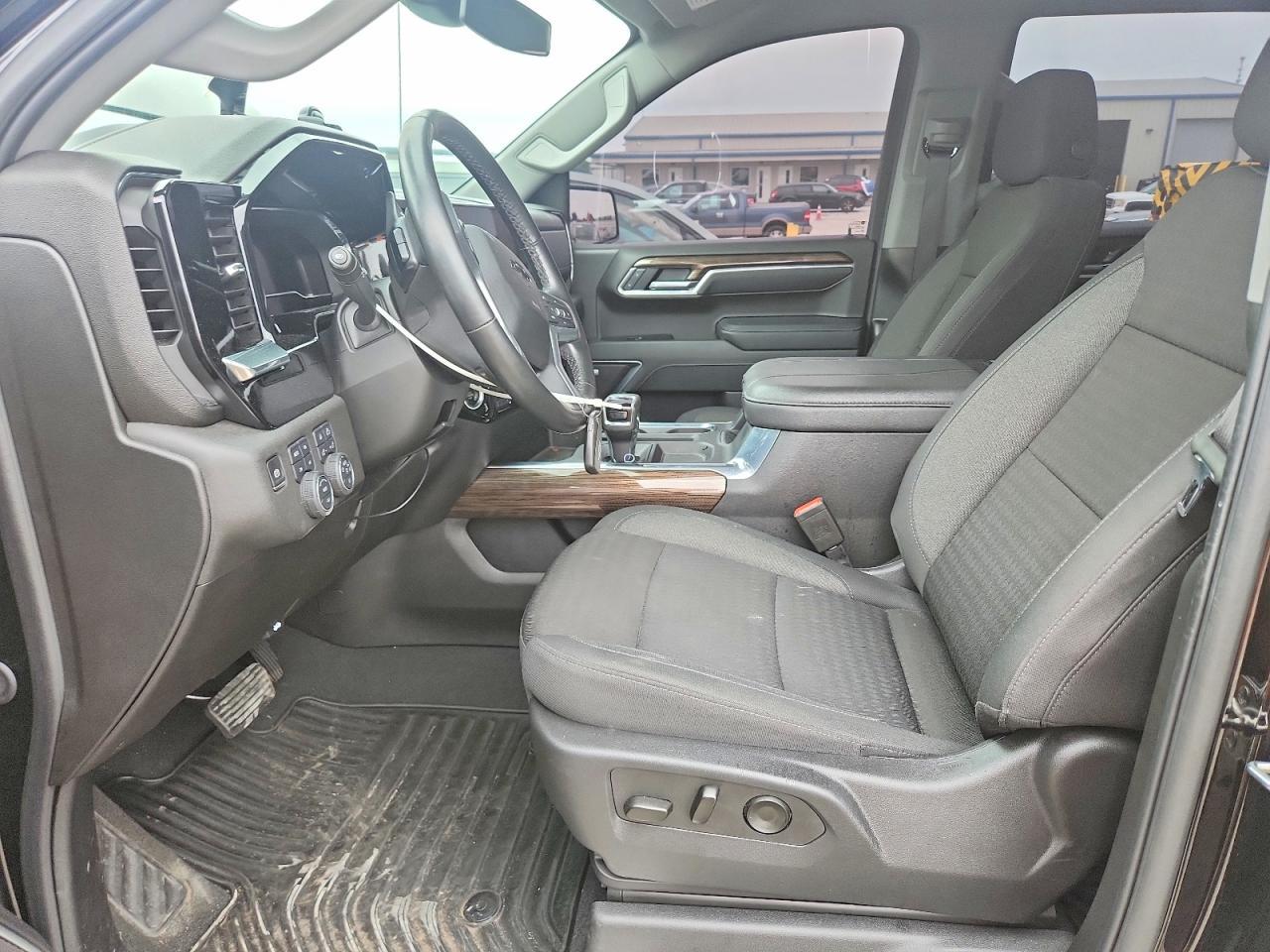 2025 Chevrolet Silverado K1500 RST