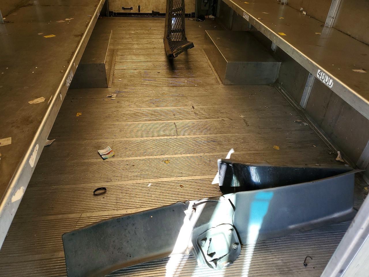 2019 Ford E450 Delivery Truck