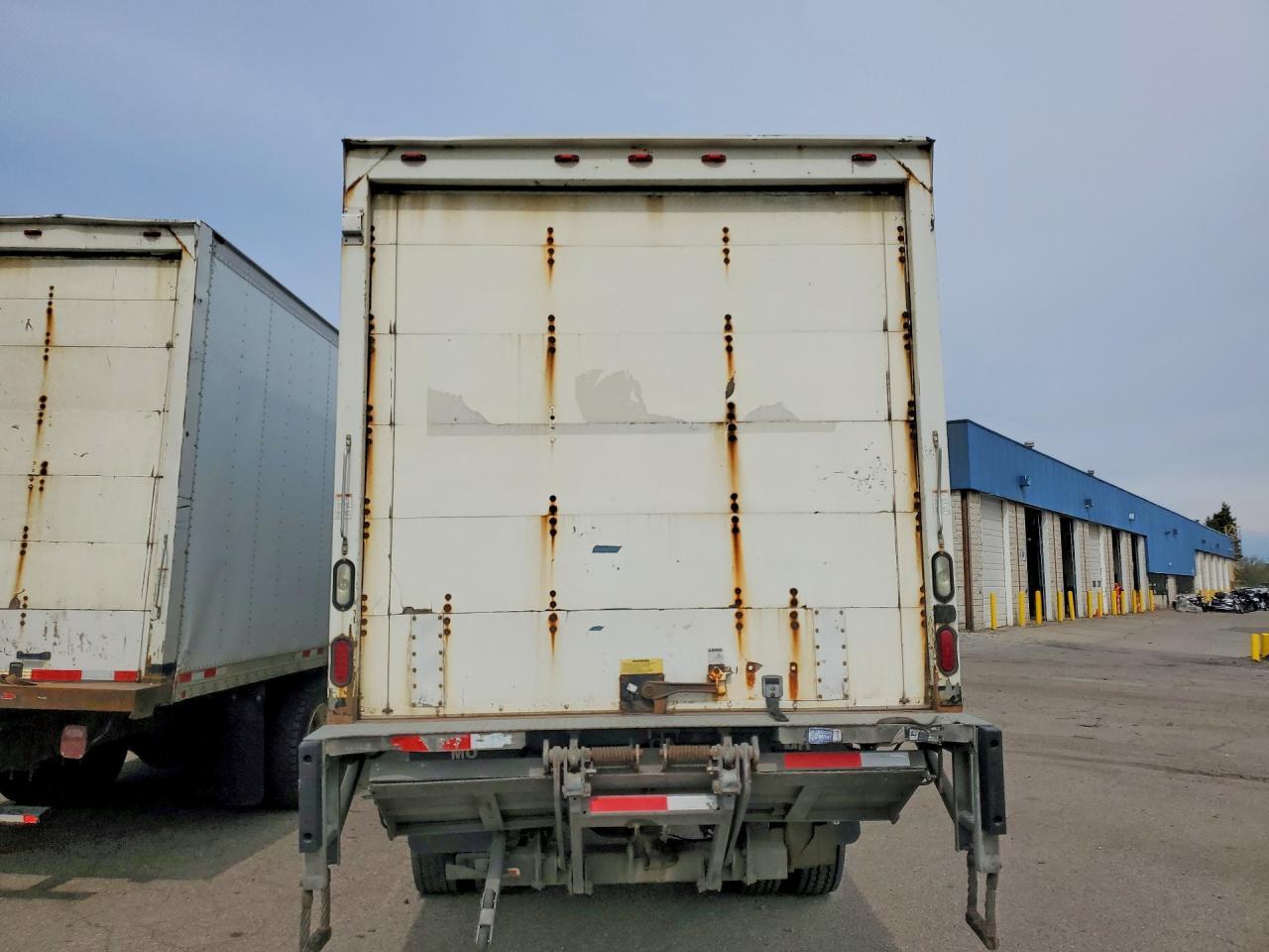 2012 Freigliner 2012 Freightliner Business Class M2 BOX Truck