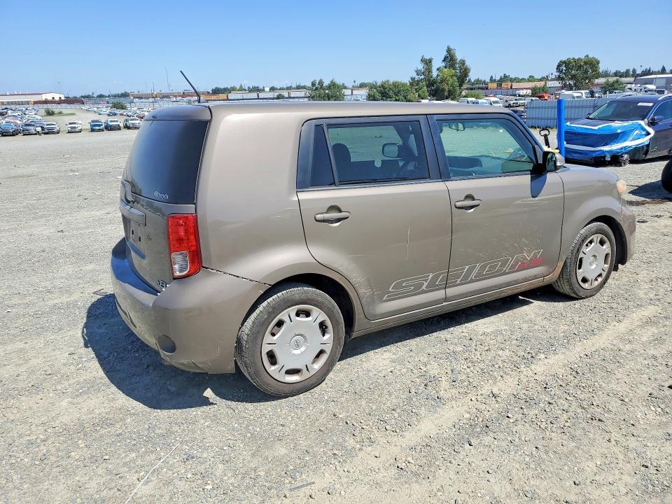 2011 Scion XB