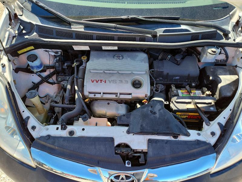 2006 Toyota Sienna le 7 Passenger