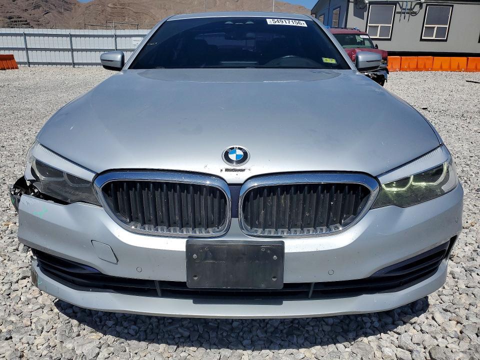 2019 BMW 530 i