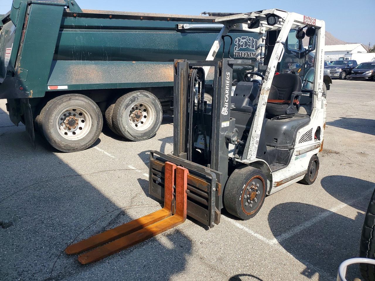 2015 Unicariers Forklift