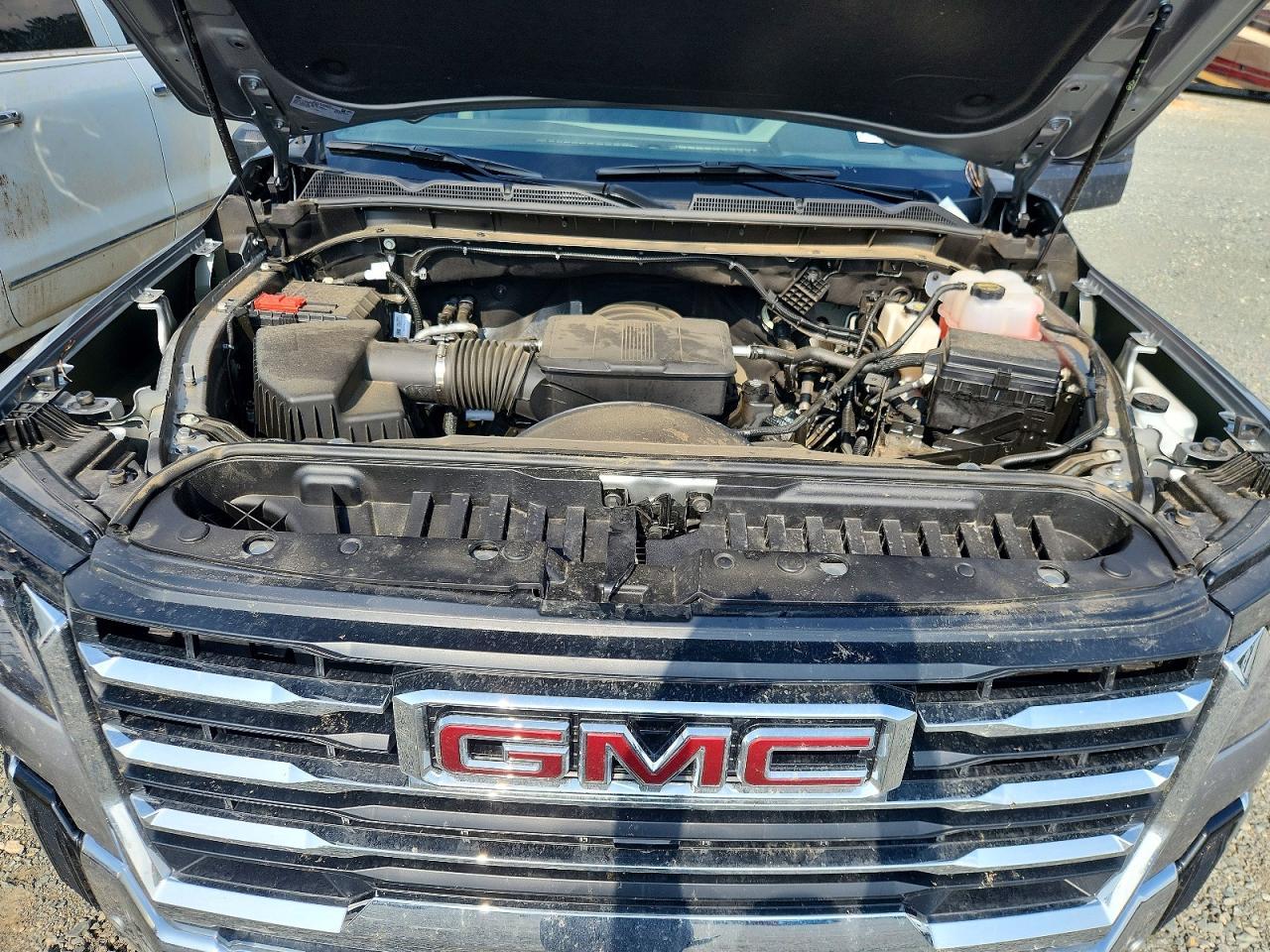 2026 GMC Sierra K2500 SLT