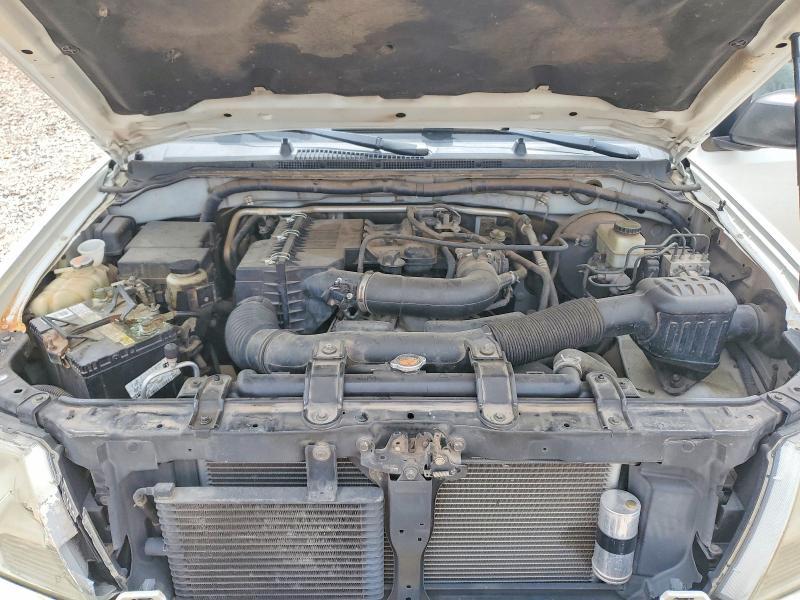 2014 Nissan Frontier s