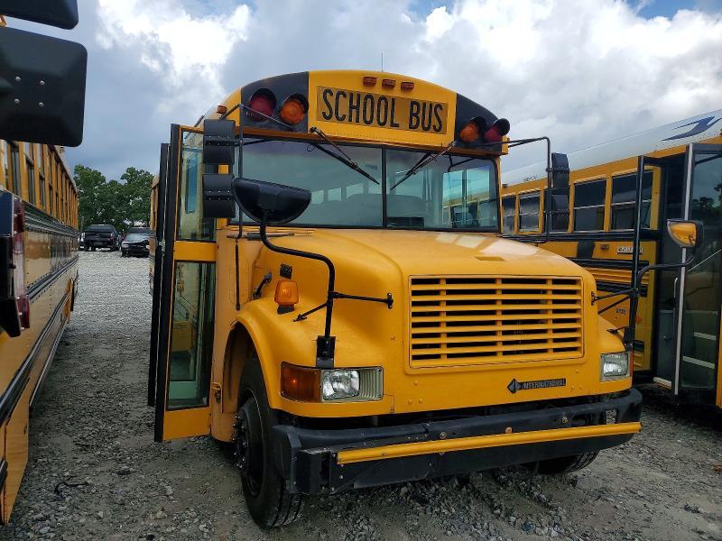 1999 International 3000 3800
