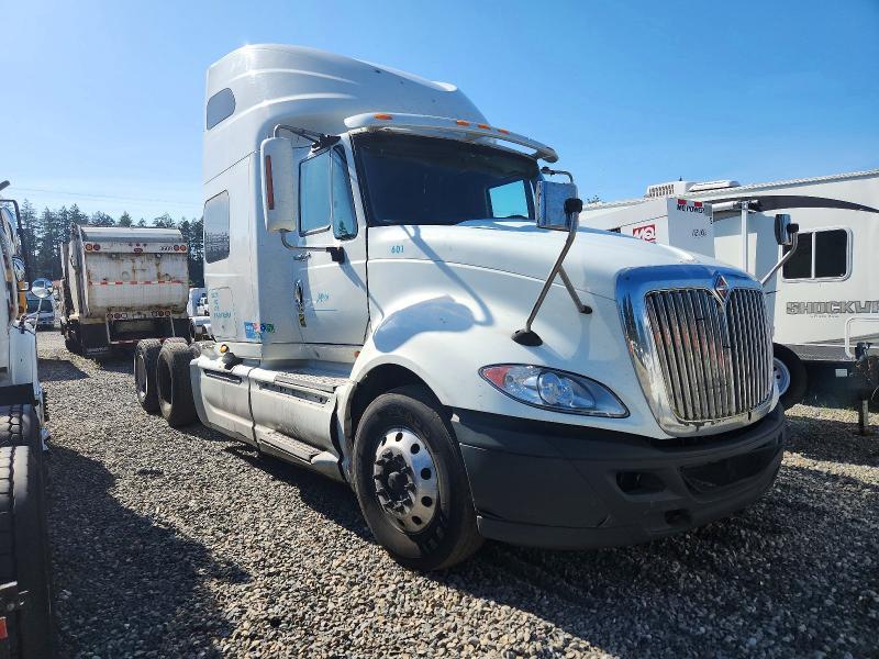 2014 International Prostar Semi Truck