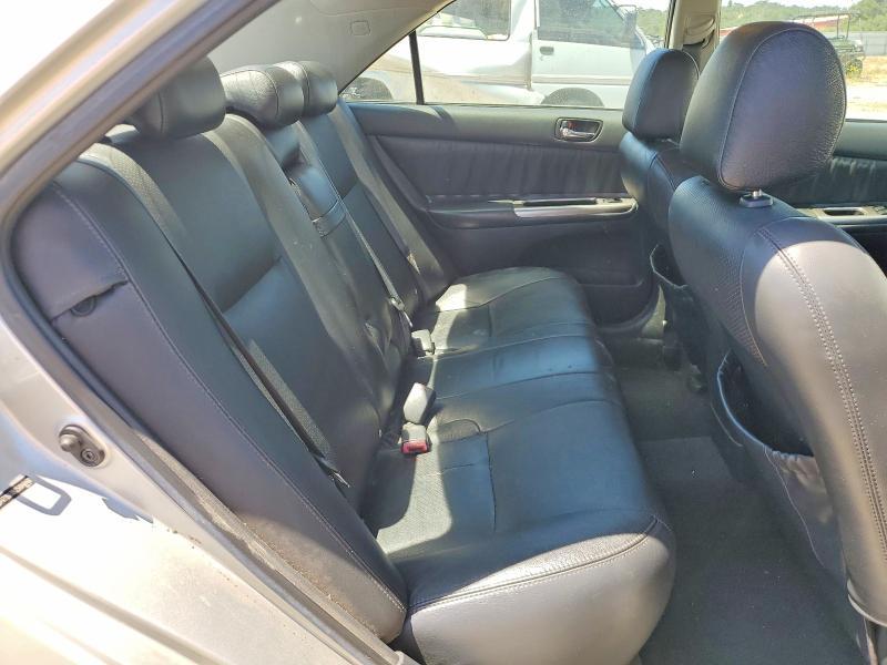 2005 Toyota Camry se
