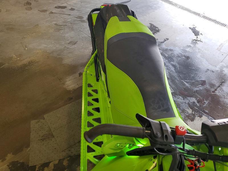 2022 Arctic Cat ZR 8000 RR