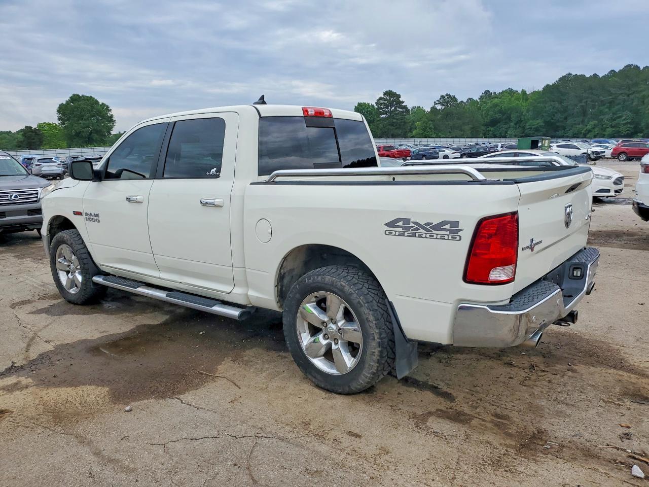2016 Dodge RAM 1500 SLT