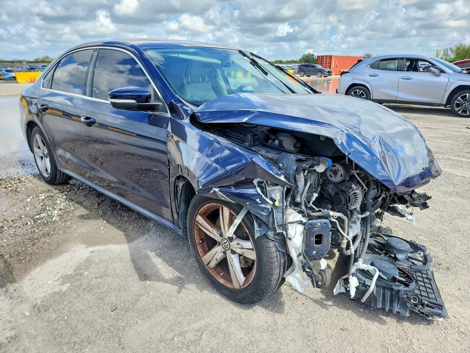 2013 Volkswagen Passat se