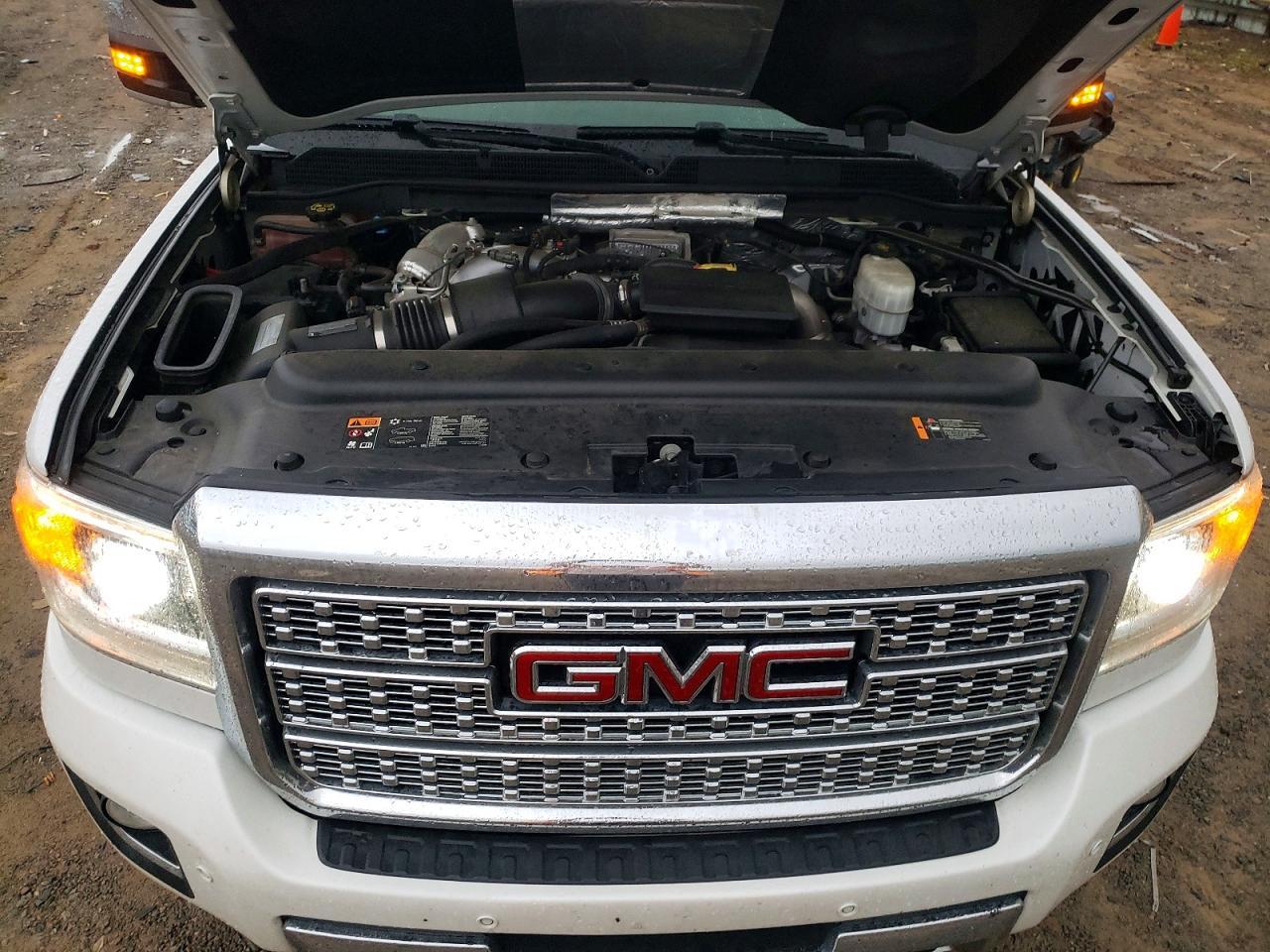 2019 GMC Sierra K2500 Denali