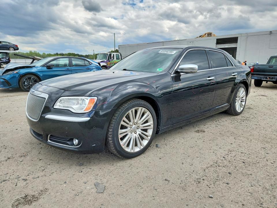 2013 Chrysler 300c Varvatos