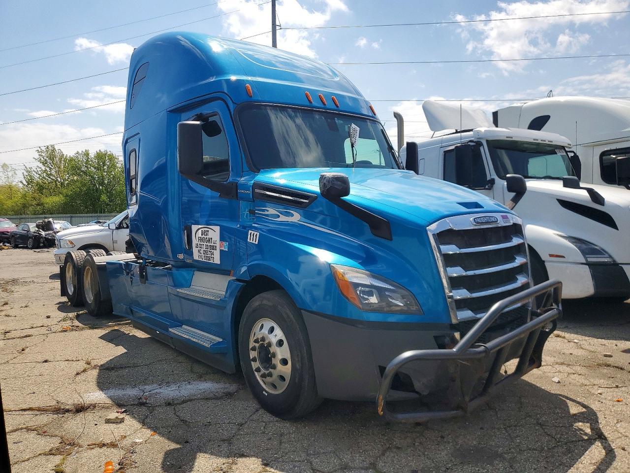 2020 Freigliner 2020 Freightliner Cascadia 126 Semi Truck