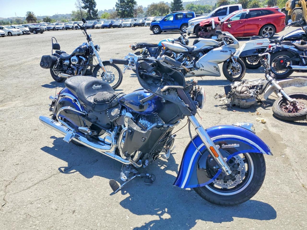 2015 Indian Motorcycle Co. Roadmaster