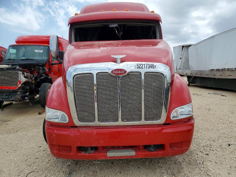 2011 Peterbilt 387 Semi Truck