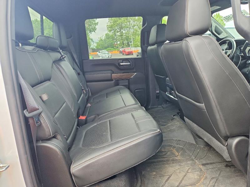 2022 Chevrolet Silverado K2500 High Country