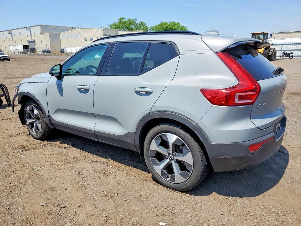 2024 Volvo Xc40 Core