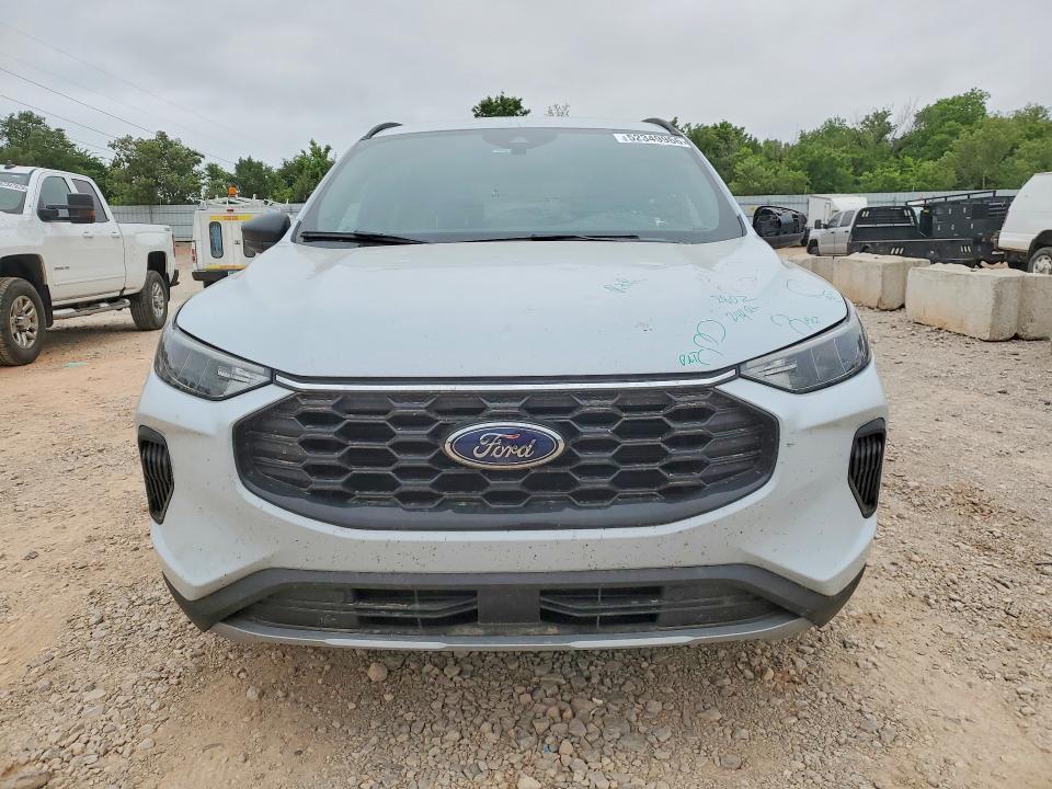 2025 Ford Escape st Line