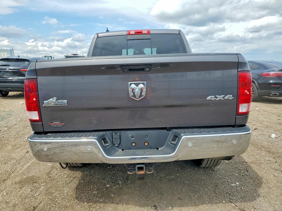 2015 Dodge RAM 1500 SLT