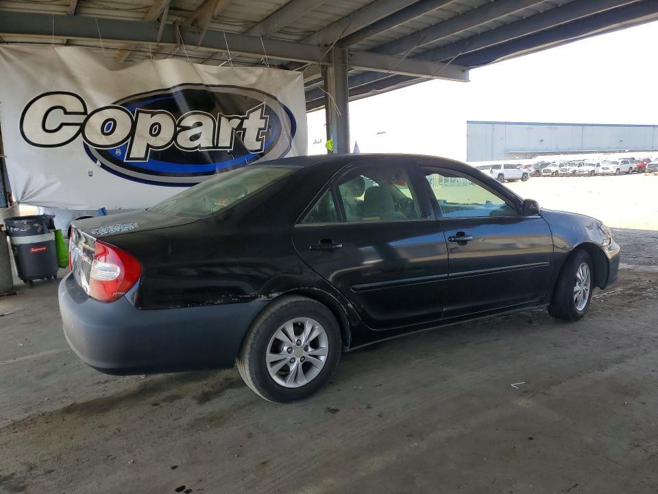 2004 Toyota Camry le V6