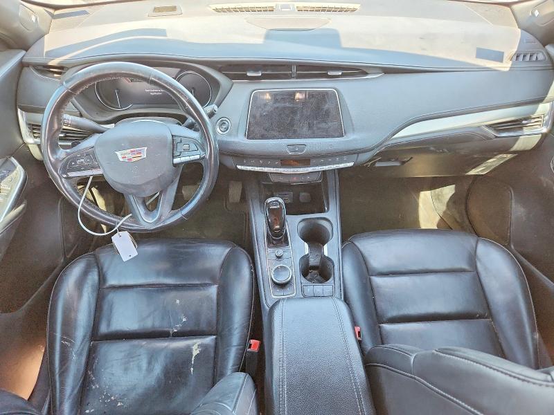 2020 Cadillac XT4 Premium Luxury