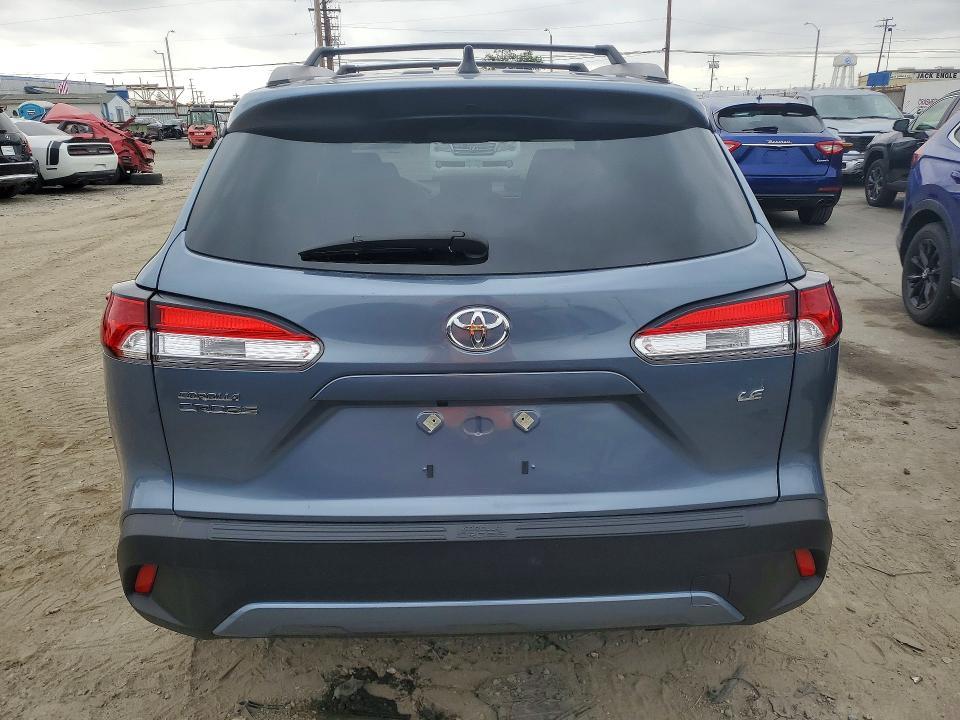 2025 Toyota Corolla Cross le