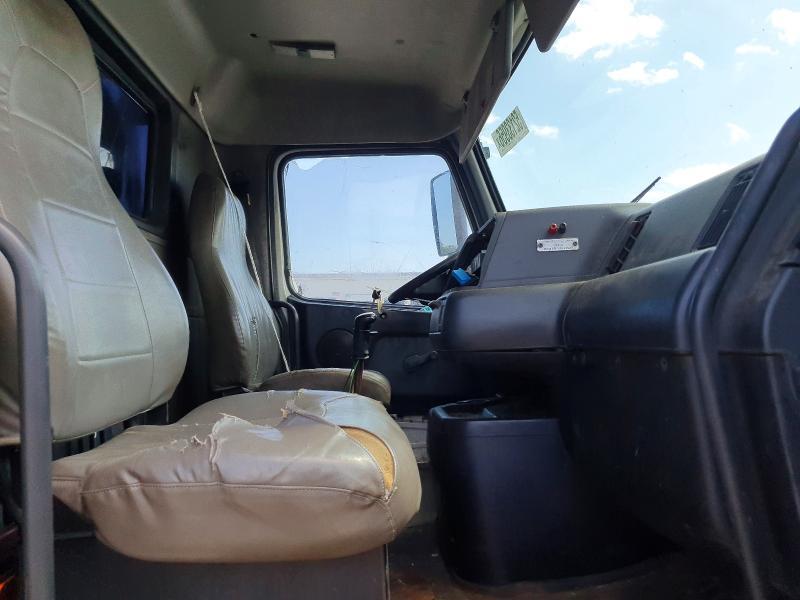 2003 Volv O VHD Grapple Crane Truck