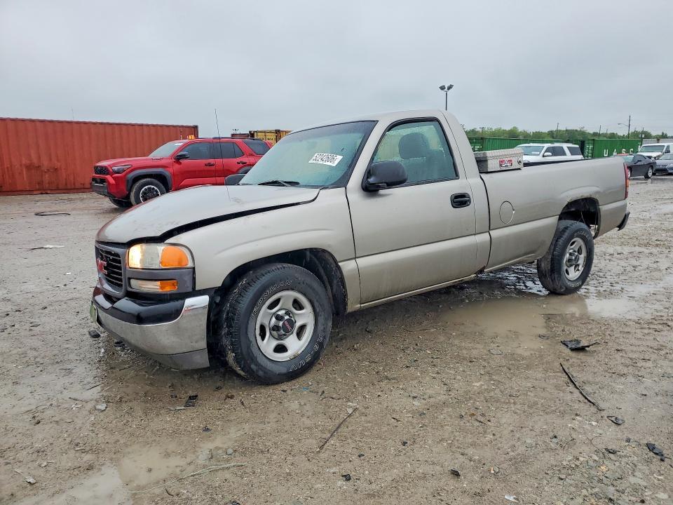 2002 GMC New Sierra C1500