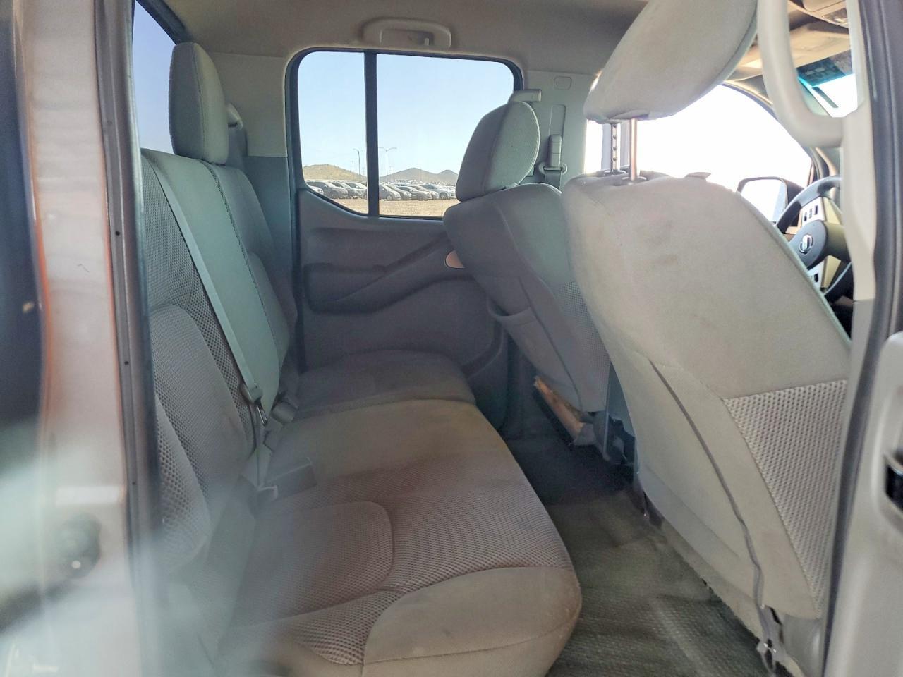 2018 Nissan Frontier SV