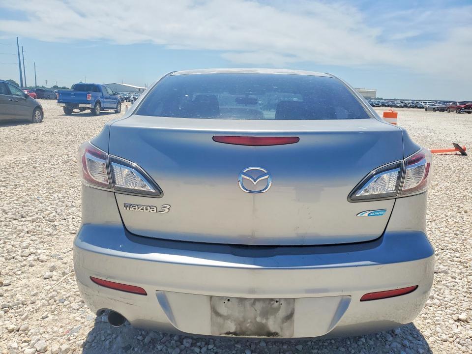 2012 Mazda 3 I