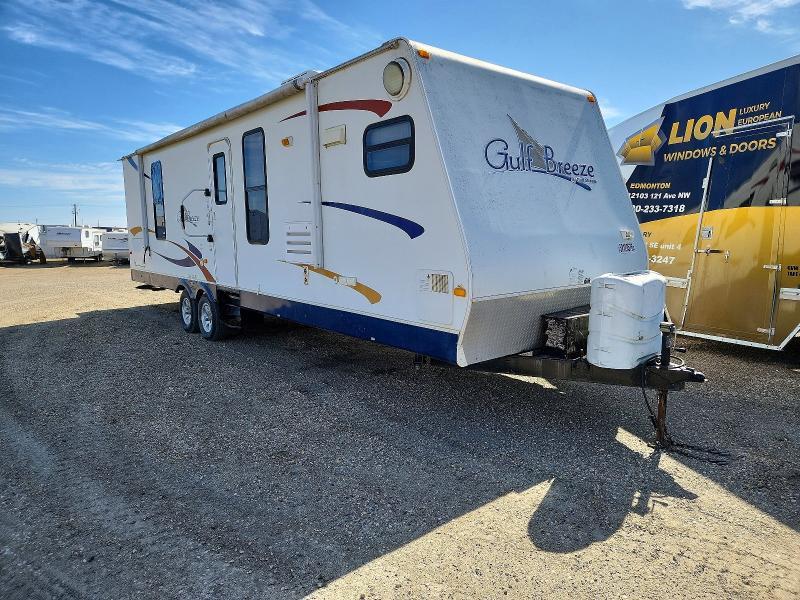 2010 Gulf Stream Recreational Vehicle (RV)
