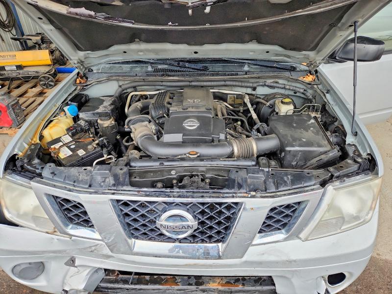 2013 Nissan Frontier s