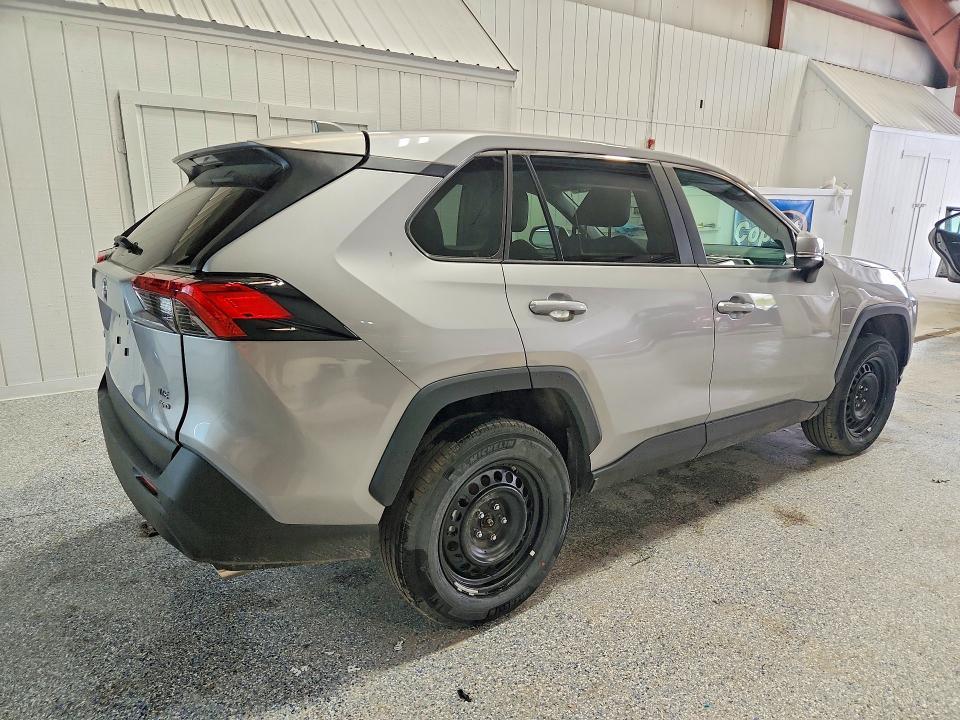 2025 Toyota Rav4 le