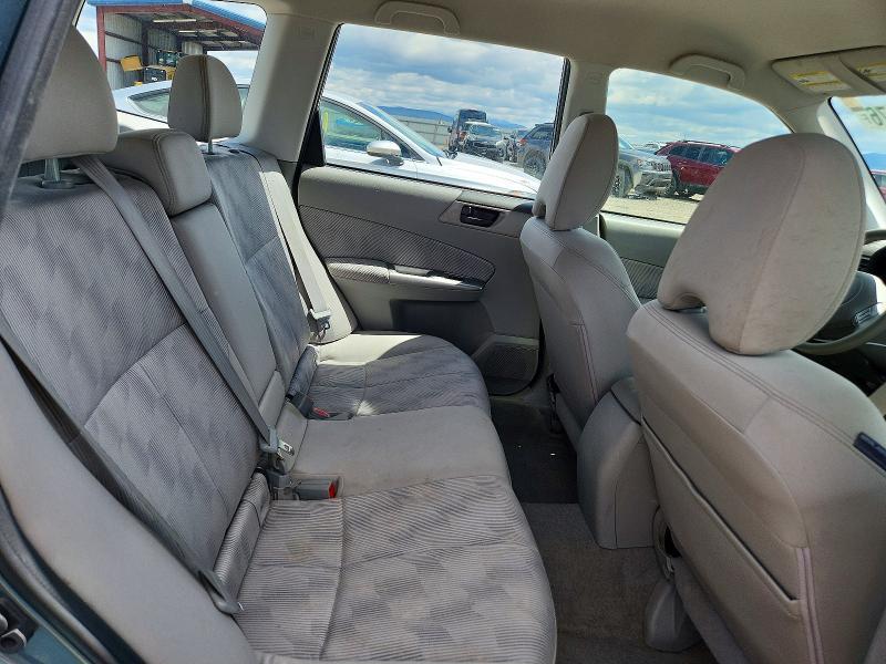 2010 Subaru Forester xs