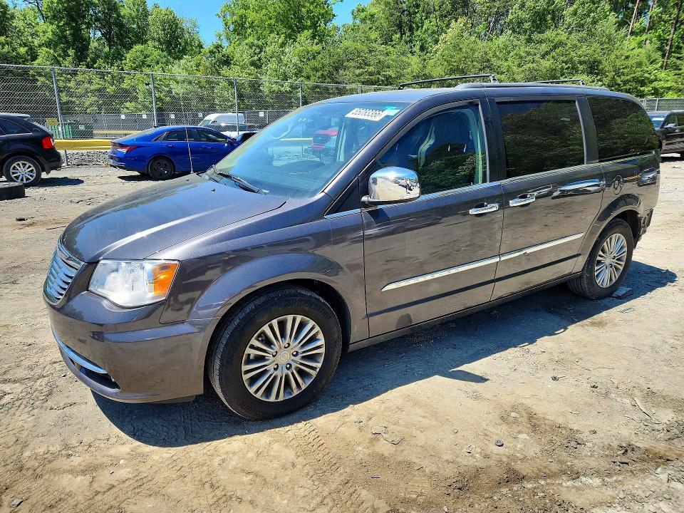 2016 Chrysler Town & Country Touring l