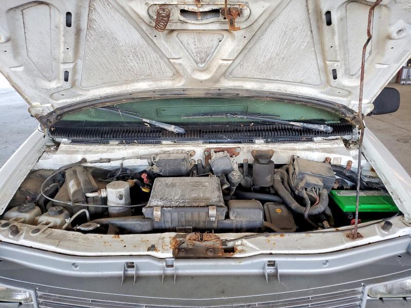 2005 Chev Astro